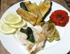 Dos de cabillaud au basilic et légumes à la plancha