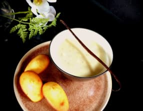 Lait chaud vanillé au chocolat blanc