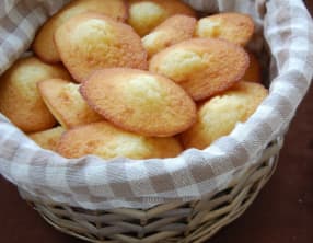 Madeleine au lait d'amande