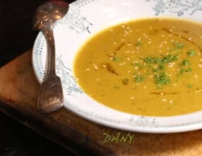 Velouté de courge aux 4 épices sésame et huile de noix