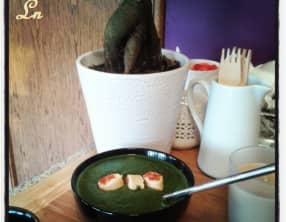 Velouté créole d'épinards au lait de coco