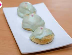 Petits choux verts à la crème vanille et fève tonka de Michalak