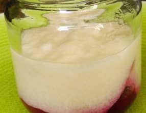 Semoule au lait et aux framboises