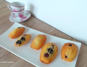 Madeleines aux mûres
