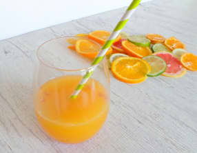 Jus d'agrumes à la grenade