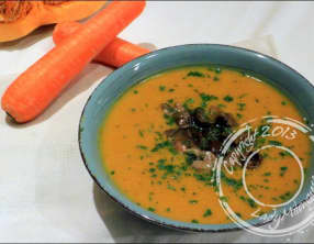 Soupe automnale courge et champignons