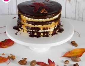 Gâteau nu à la banane, aux noix de pécan et au chocolat