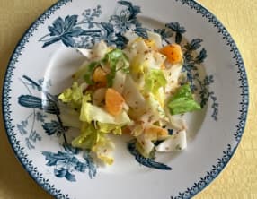 Salade croquante d'endives, clémentines et sésame