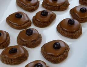 Petits fours au café