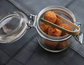 Boulettes de fourme d’Ambert au Spéculoos