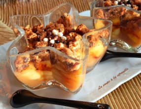 Cookies-crumble aux pommes caramélisées.