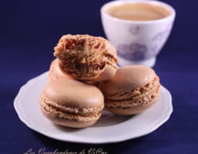 Macarons au café