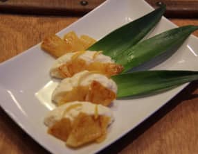 Chaud-froid ananas flambé et mousse mascarpone