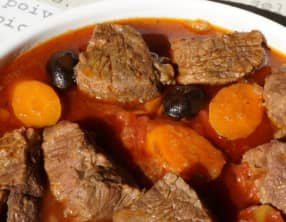 Daube provençale au vin rosé et zestes d'orange