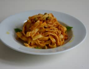 Pâtes à la Dominique, rôti de porc et petits pois