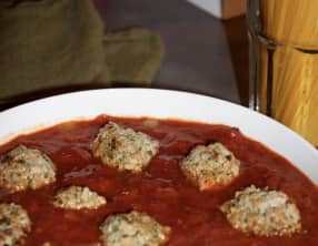 Spaghetti aux boulettes de veau, sauce aux tomates caramélisées