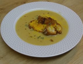 Potage irlandais à la bière et au Cheddar