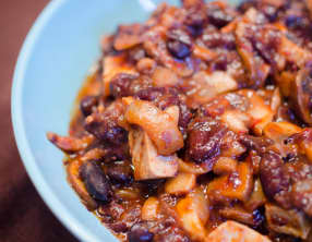 Fricot de tofu aux haricots rouges et champignons