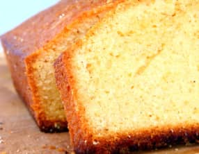 Quatre-quarts à la vanille tout moelleux