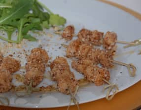Brochettes de pétoncles aux noisettes