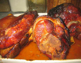 Jarret de porc caramélisé, aux épices de Noël, cuisson basse température