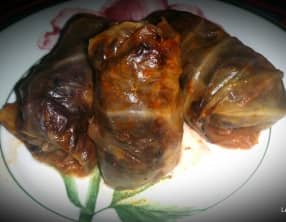 Feuilles de chou farcies aux foies de vollaile et riz noir