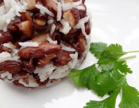 Riz aux haricots rouges frits du Nicaragua