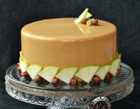 Gat-Ô aux pommes et praliné