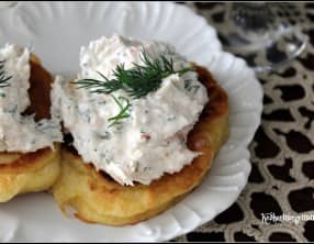 Vodka Royale et ses blini à la mousse de crabe