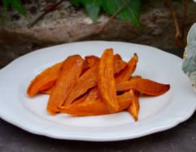 Frites de patates douces au four