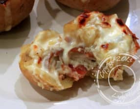 Pommes de terre farcies au lomo, champignons et crème de Comté