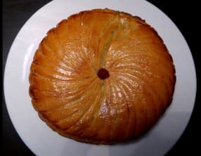 Galette des rois frangipane pistache framboise