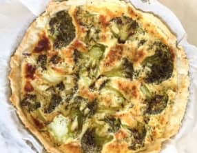 Quiche au brocolis et aux épices