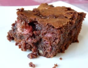 Brownie chocolat noir et fraises