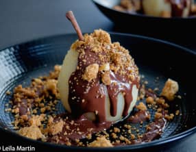 Poire pochée au Gewurztraminer