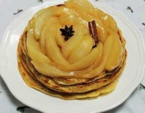 Pancakes et Poires au sirop épicé