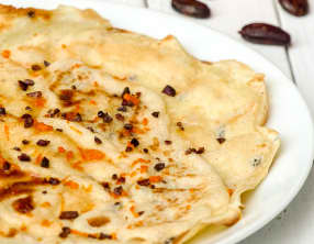 Crêpe Suzette à la clémentine et fèves de cacao