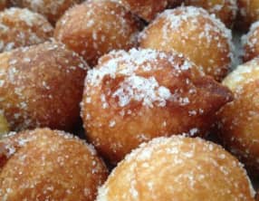 Beignets , pets de nonne