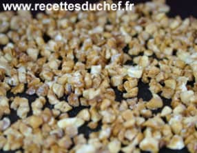 Torréfier des amandes des pistaches ou des noisettes