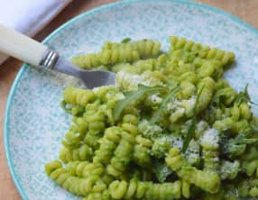 Pâtes à la crème de Pois Chiches et Roquette