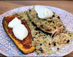 Aubergine à la chermoula, semoule aux fruits secs et yaourt de Yotam Ottolenghi