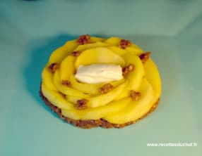 Tarte aux pommes sur céréales Lion et Carambar