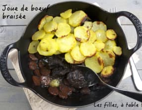 Joue de boeuf braisée en croûte dorée