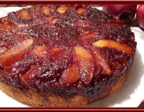 Gâteau aux pommes caramélisées