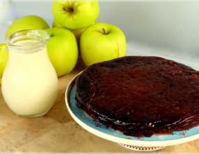 Gâteau confit de pommes avec juste deux ingrédients