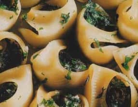 Coques farcies aux escargots