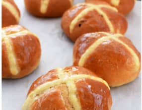 Hot cross buns