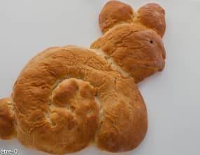 Lapin de Pâques brioché