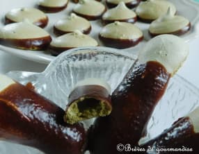 Meringues au thé matcha