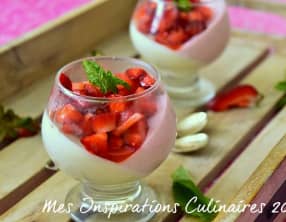 Panna Cotta a la Vanille et aux Fraises